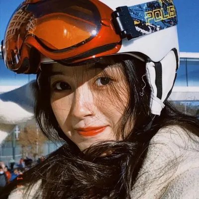 摄影师贝尔蒂与海豚零距离